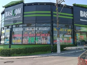 Pintura Vidraçaria Basicom Lateral