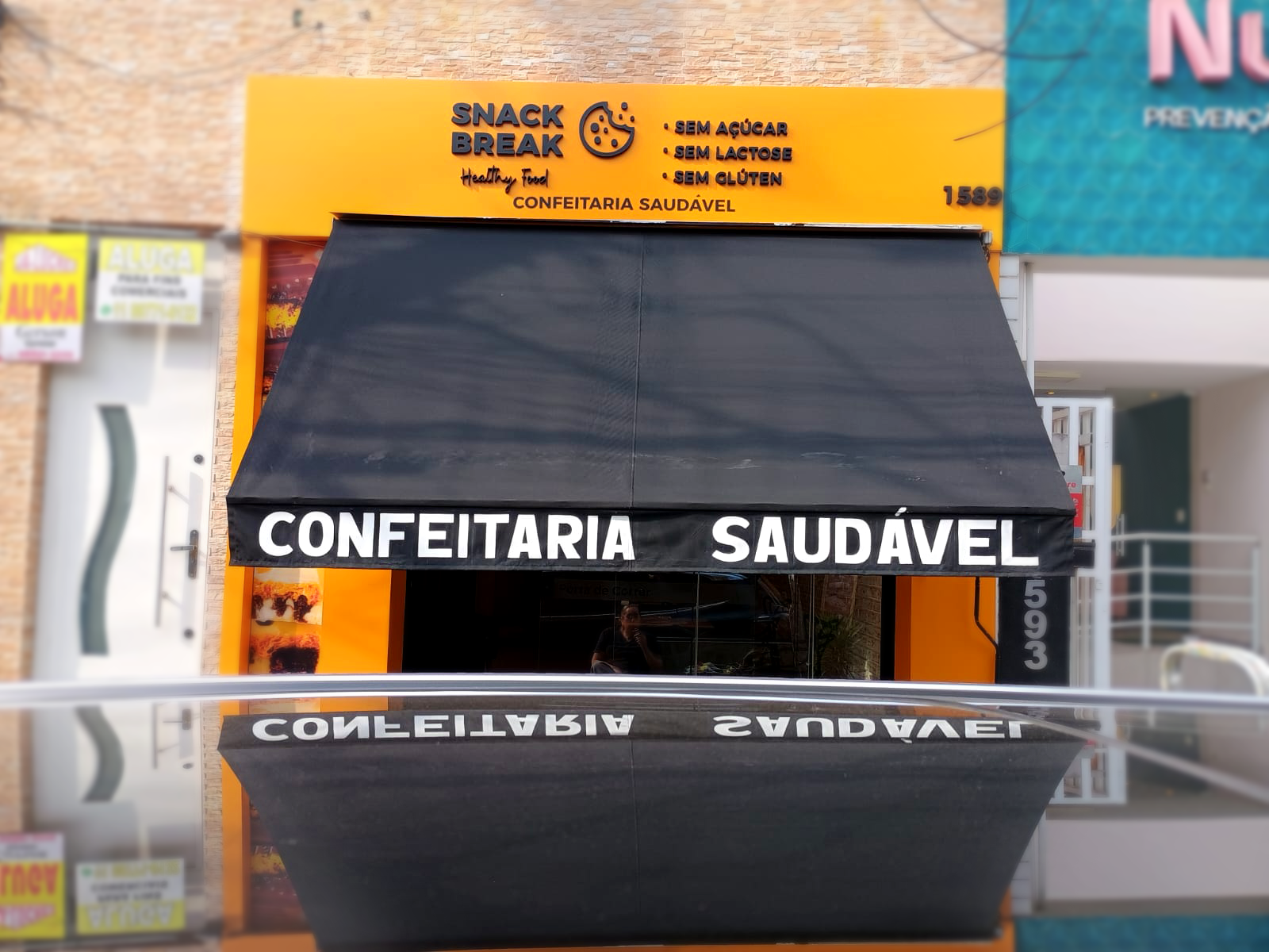 toldo-pintura-confeitaria-finalizada